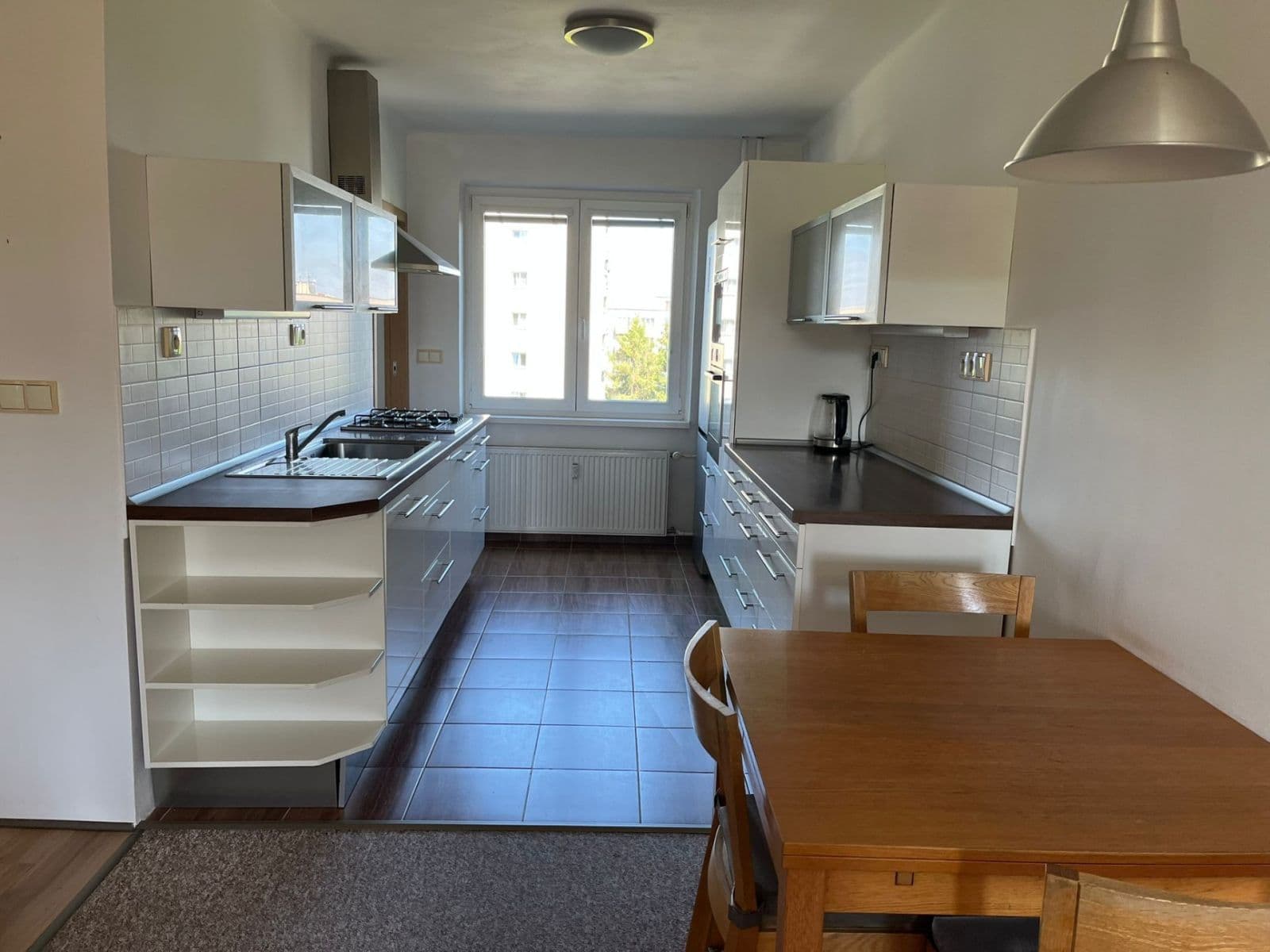 Pronájem bytu 4+1 76 m², Hlavní, Praha, Praha Pronájem bytu 4+1 76 m², Hlavní, Praha, Praha