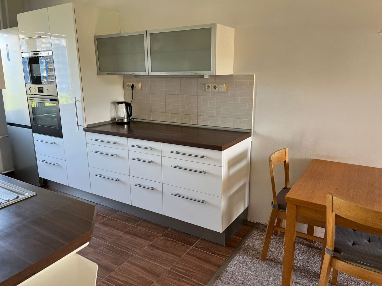 Pronájem bytu 4+1 76 m², Hlavní, Praha, Praha Pronájem bytu 4+1 76 m², Hlavní, Praha, Praha