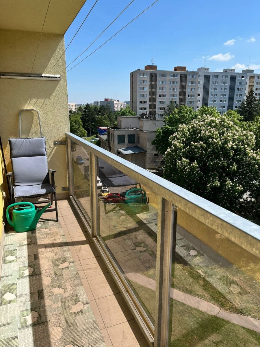 Pronájem bytu 4+1 76 m², Hlavní, Praha, Praha Pronájem bytu 4+1 76 m², Hlavní, Praha, Praha