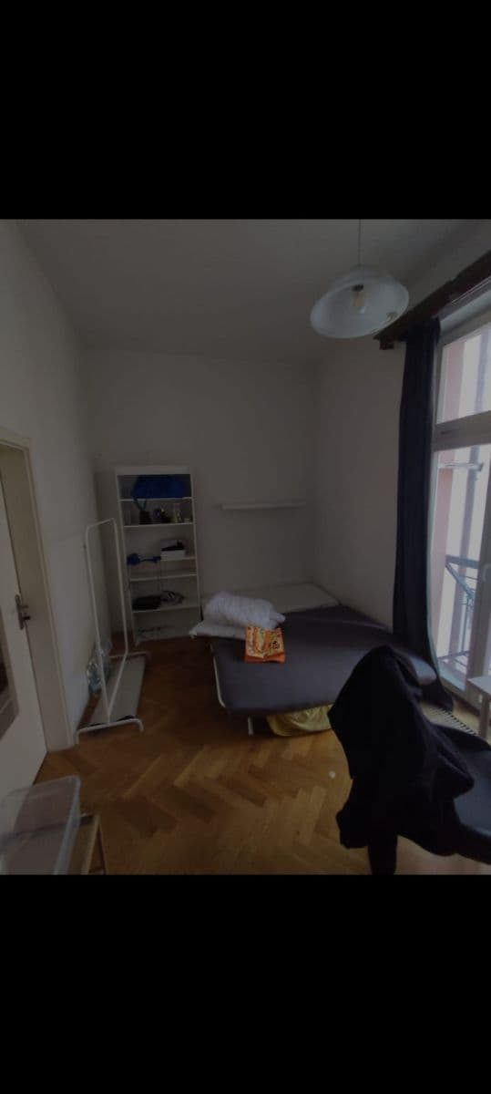 Pronájem bytu 1+kk 14 m², Orebitská, Praha, Praha Pronájem bytu 1+kk 14 m², Orebitská, Praha, Praha