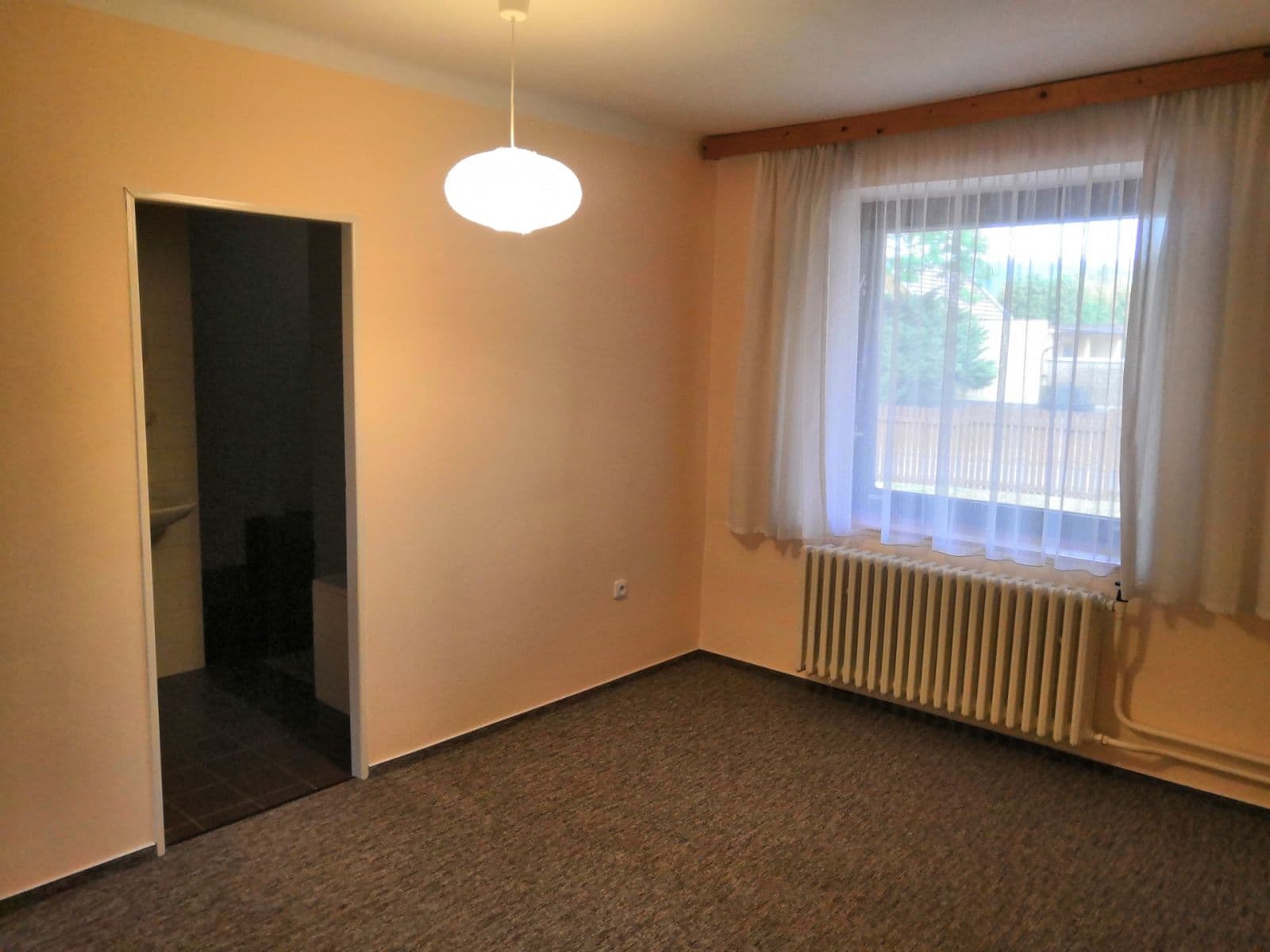 Pronájem bytu 2+kk 55 m², Pražská, Ruda, Středočeský kraj Pronájem bytu 2+kk 55 m², Pražská, Ruda, Středočeský kraj