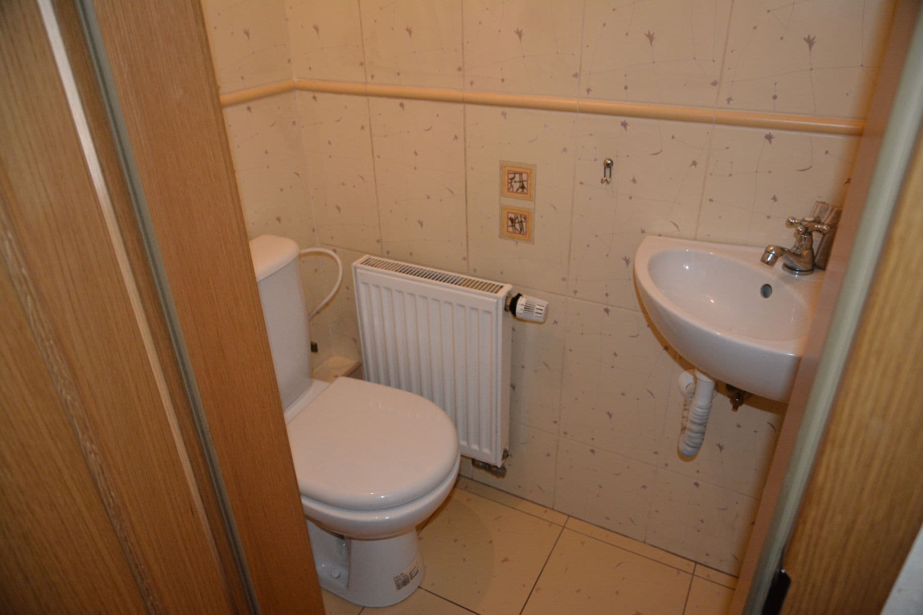 Pronájem bytu 3+1 71 m², Pražská, Slaný, Středočeský kraj Pronájem bytu 3+1 71 m², Pražská, Slaný, Středočeský kraj