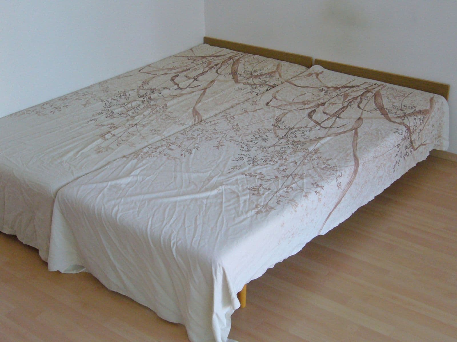Pronájem bytu 1+kk 33 m², náměstí Přátelství, Praha, Praha Pronájem bytu 1+kk 33 m², náměstí Přátelství, Praha, Praha