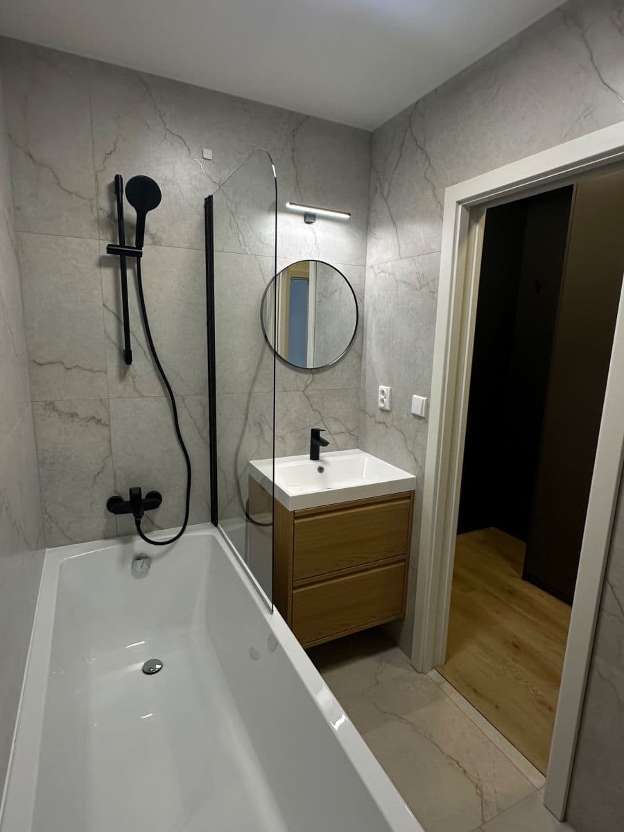 Pronájem bytu 2+kk 58 m², Riegrova, Černošice, Středočeský kraj Pronájem bytu 2+kk 58 m², Riegrova, Černošice, Středočeský kraj