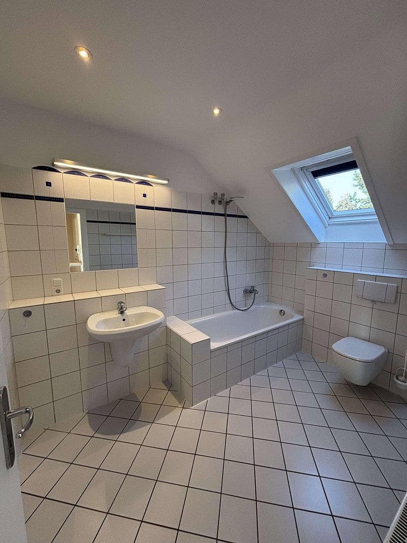 Pronájem bytu 2+1 78 m², Fridtjof-Nansen-Weg 9, Göttingen, Dolní Sasko Pronájem bytu 2+1 78 m², Fridtjof-Nansen-Weg 9, Göttingen, Dolní Sasko