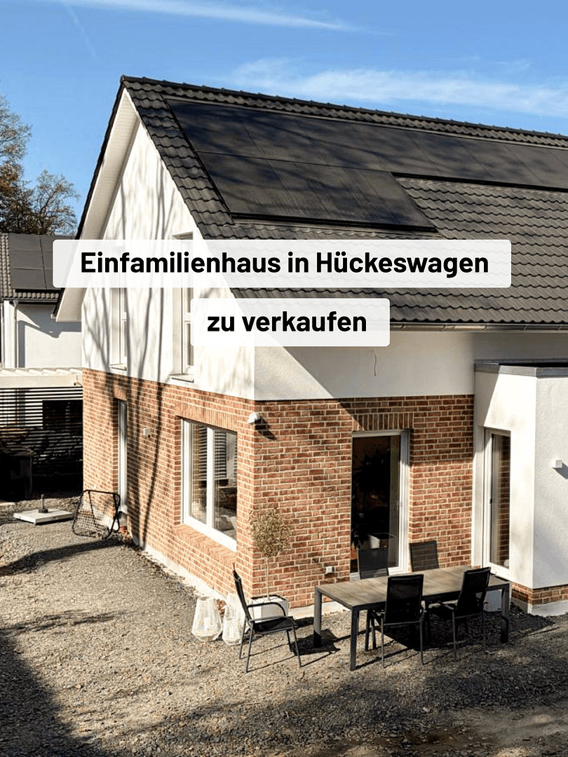 Prodej domu 167 m², pozemek 745 m², Stollenweg 14, Hückeswagen, Severní Porýní-Vestfálsko Prodej domu 167 m², pozemek 745 m², Stollenweg 14, Hückeswagen, Severní Porýní-Vestfálsko