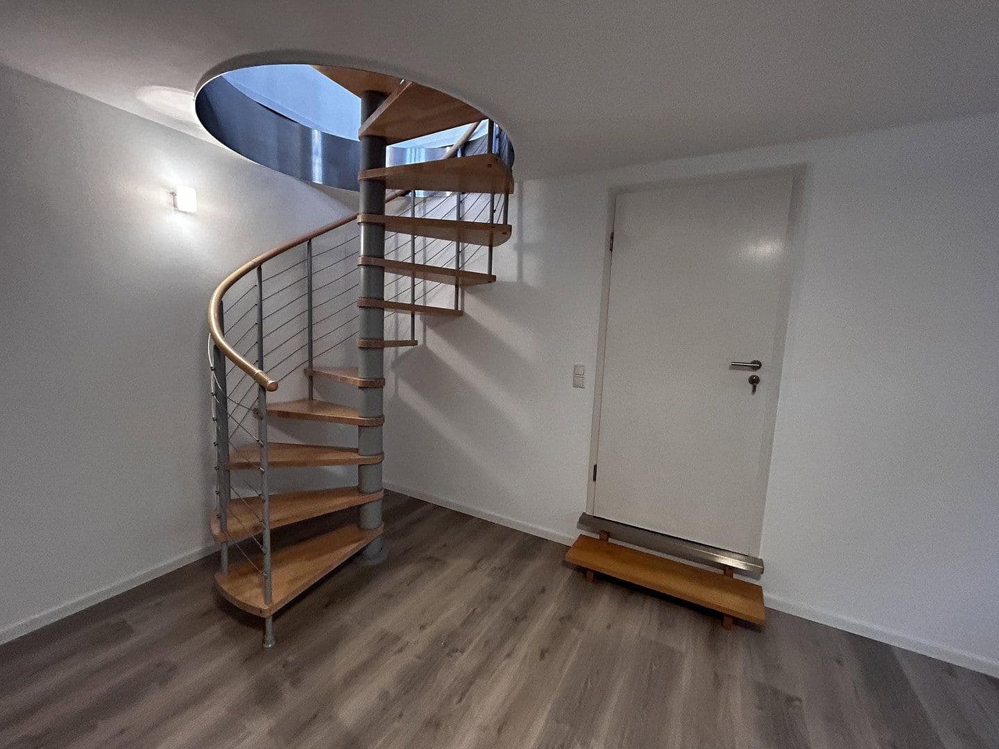 Pronájem bytu 3+1 85 m², Griesheim, Hessen Pronájem bytu 3+1 85 m², Griesheim, Hessen