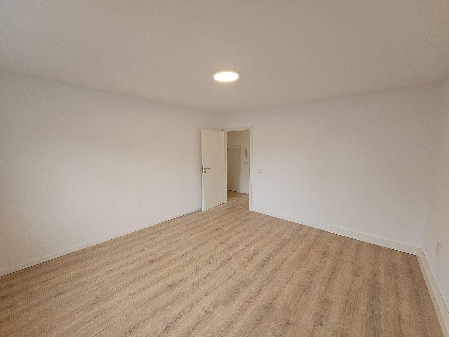 Pronájem bytu 2+1 48 m², Brückenstraße 26, Schiffweiler, Země Sársko Pronájem bytu 2+1 48 m², Brückenstraße 26, Schiffweiler, Země Sársko