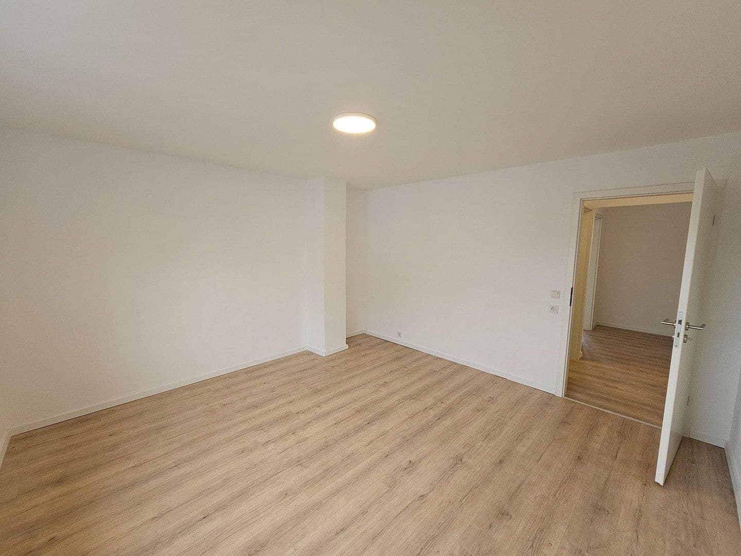 Pronájem bytu 3+1 62 m², Brückenstraße 26, Schiffweiler, Země Sársko Pronájem bytu 3+1 62 m², Brückenstraße 26, Schiffweiler, Země Sársko