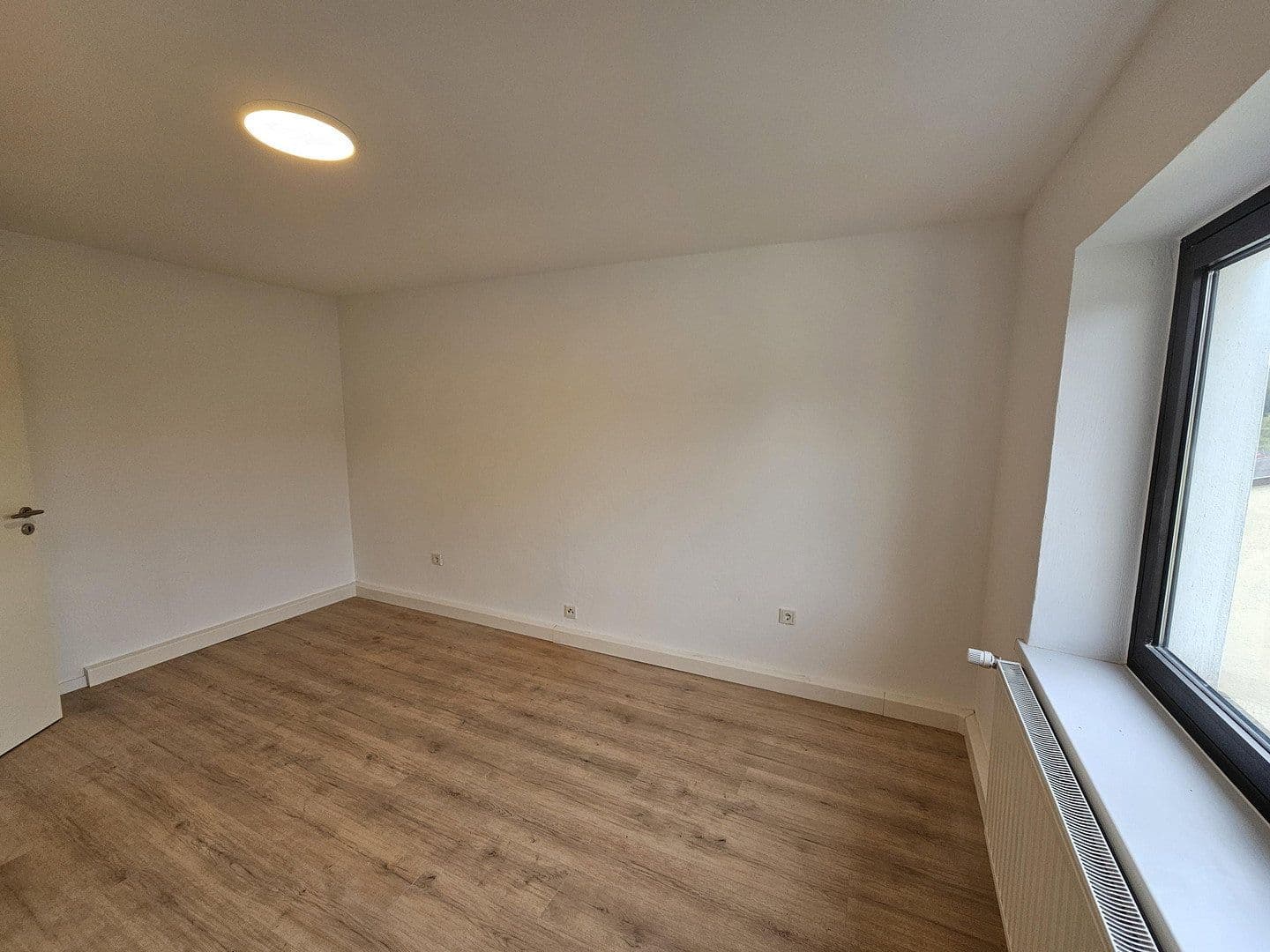 Pronájem bytu 3+1 62 m², Brückenstraße 26, Schiffweiler, Země Sársko Pronájem bytu 3+1 62 m², Brückenstraße 26, Schiffweiler, Země Sársko