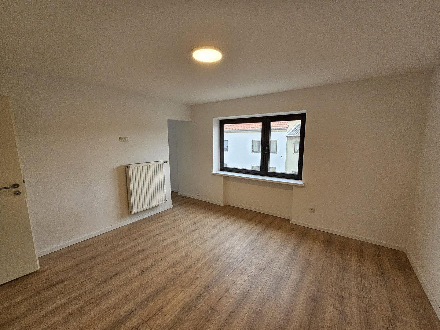 Pronájem bytu 3+1 62 m², Brückenstraße 26, Schiffweiler, Země Sársko Pronájem bytu 3+1 62 m², Brückenstraße 26, Schiffweiler, Země Sársko