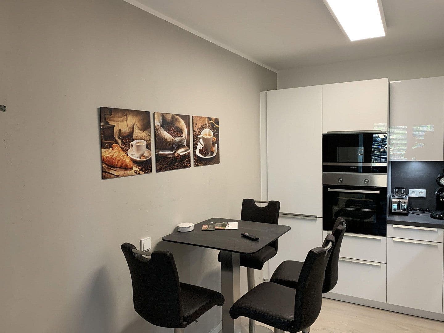 Prodej bytu 2+1 67 m², Prinzregentenstraße 130, München, Bavorsko Prodej bytu 2+1 67 m², Prinzregentenstraße 130, München, Bavorsko
