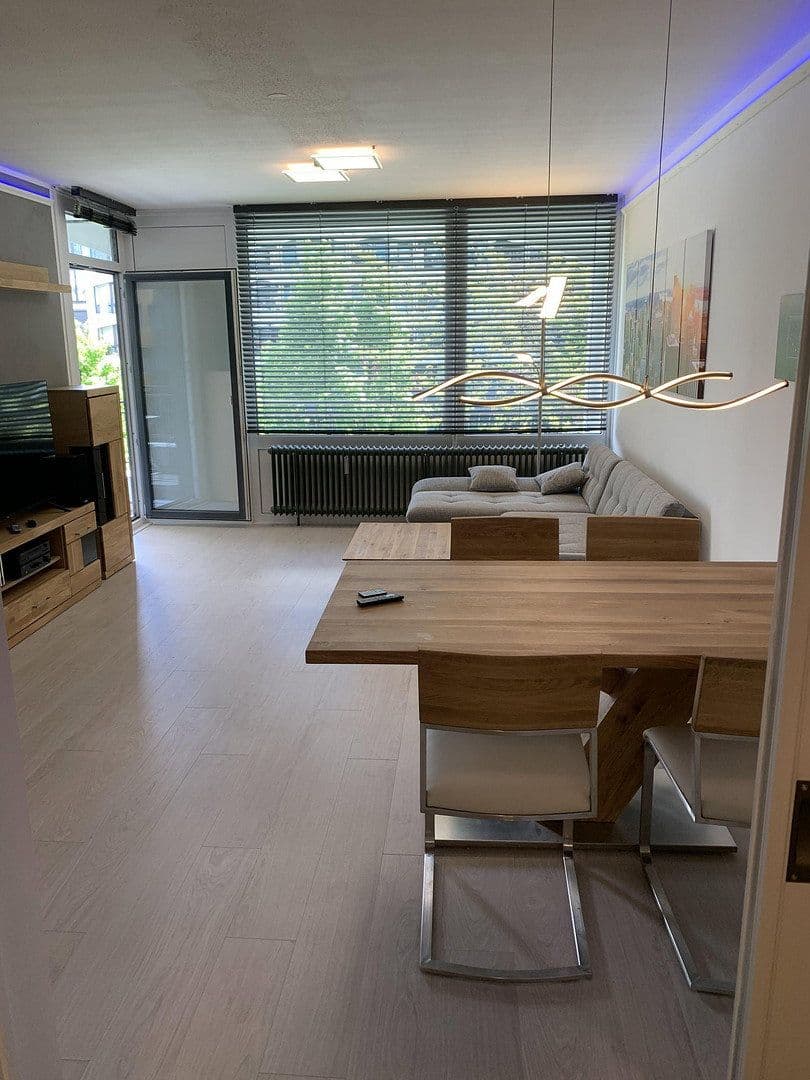 Prodej bytu 2+1 67 m², Prinzregentenstraße 130, München, Bavorsko Prodej bytu 2+1 67 m², Prinzregentenstraße 130, München, Bavorsko
