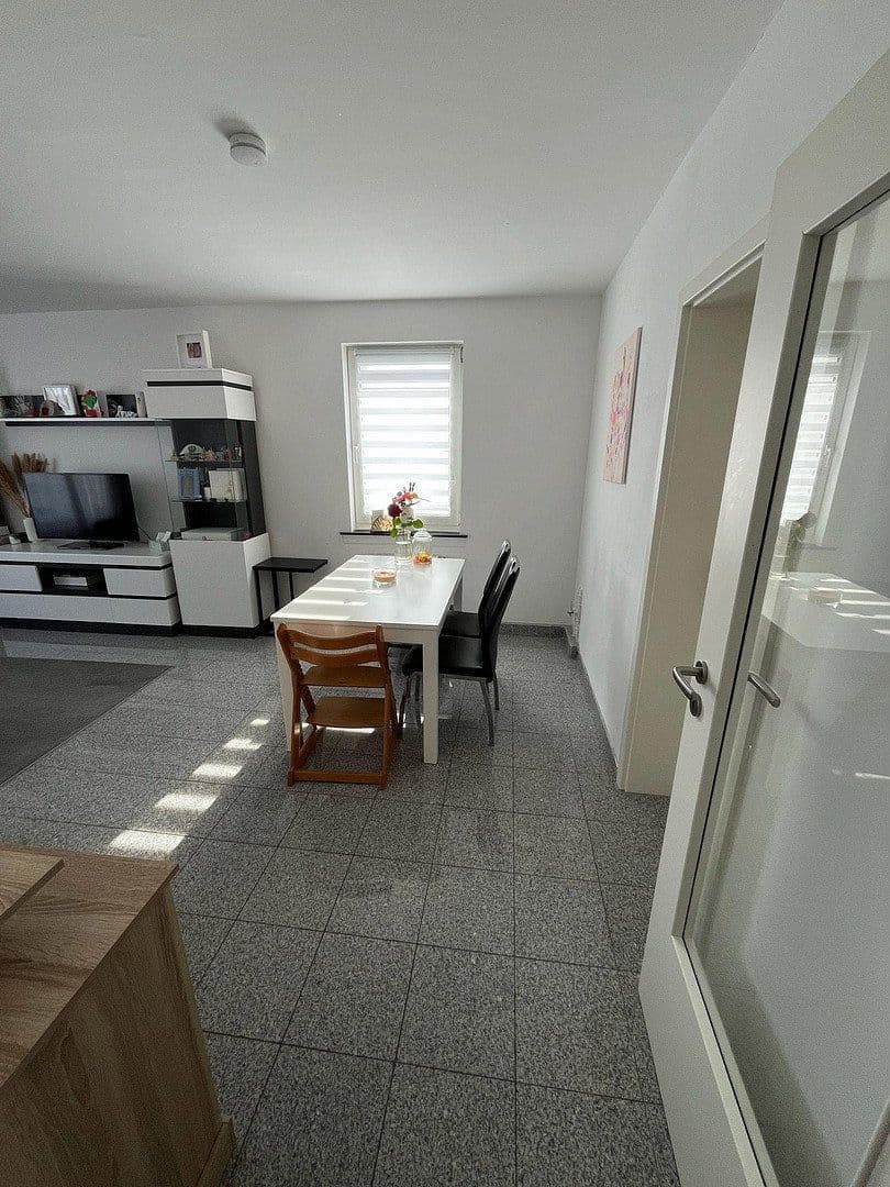 Pronájem bytu 3+1 69 m², Quettinger Str. 279, Leverkusen, Severní Porýní-Vestfálsko Pronájem bytu 3+1 69 m², Quettinger Str. 279, Leverkusen, Severní Porýní-Vestfálsko