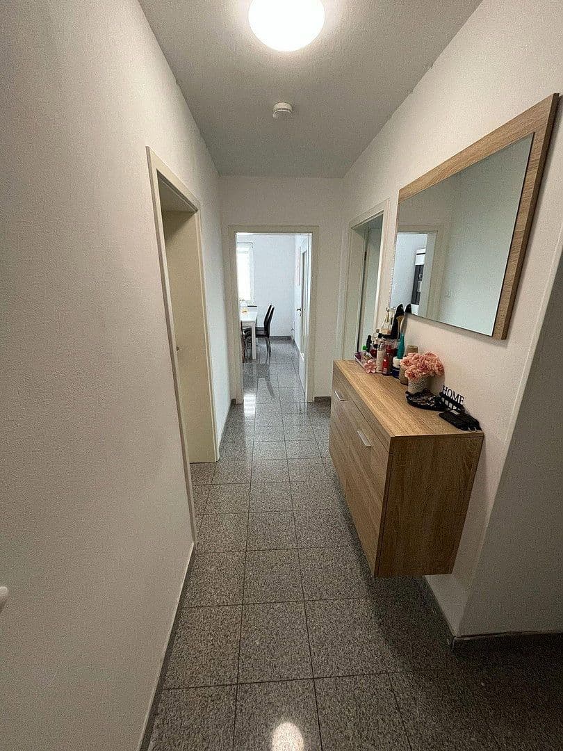 Pronájem bytu 3+1 69 m², Quettinger Str. 279, Leverkusen, Severní Porýní-Vestfálsko Pronájem bytu 3+1 69 m², Quettinger Str. 279, Leverkusen, Severní Porýní-Vestfálsko
