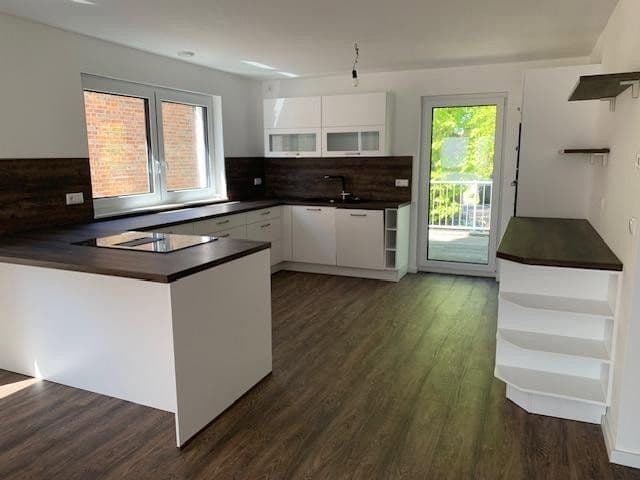 Prodej bytu 5+1 146 m², Hopfengärten 24 G, Uetze, Dolní Sasko Prodej bytu 5+1 146 m², Hopfengärten 24 G, Uetze, Dolní Sasko