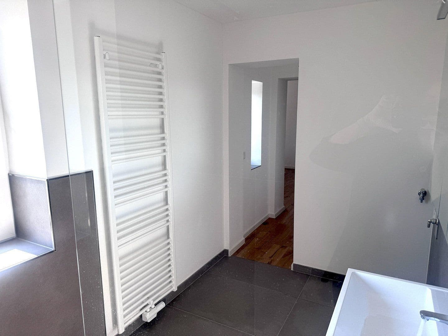 Pronájem bytu 4+1 107 m², Am Schießberg 4, Herborn, Hessen Pronájem bytu 4+1 107 m², Am Schießberg 4, Herborn, Hessen