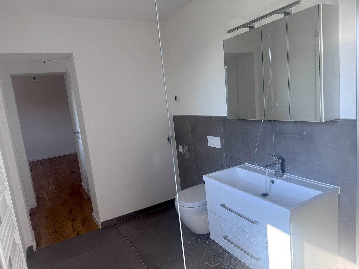 Pronájem bytu 4+1 107 m², Am Schießberg 4, Herborn, Hessen Pronájem bytu 4+1 107 m², Am Schießberg 4, Herborn, Hessen
