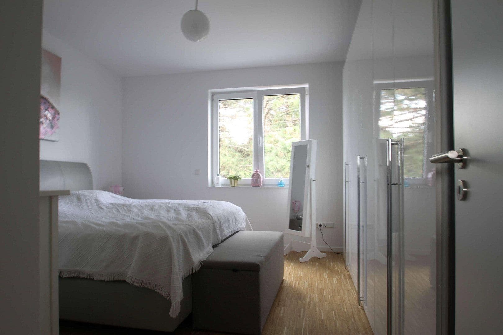 Prodej bytu 3+1 92 m², Dornheckenstr. 34a, Bonn, Severní Porýní-Vestfálsko Prodej bytu 3+1 92 m², Dornheckenstr. 34a, Bonn, Severní Porýní-Vestfálsko