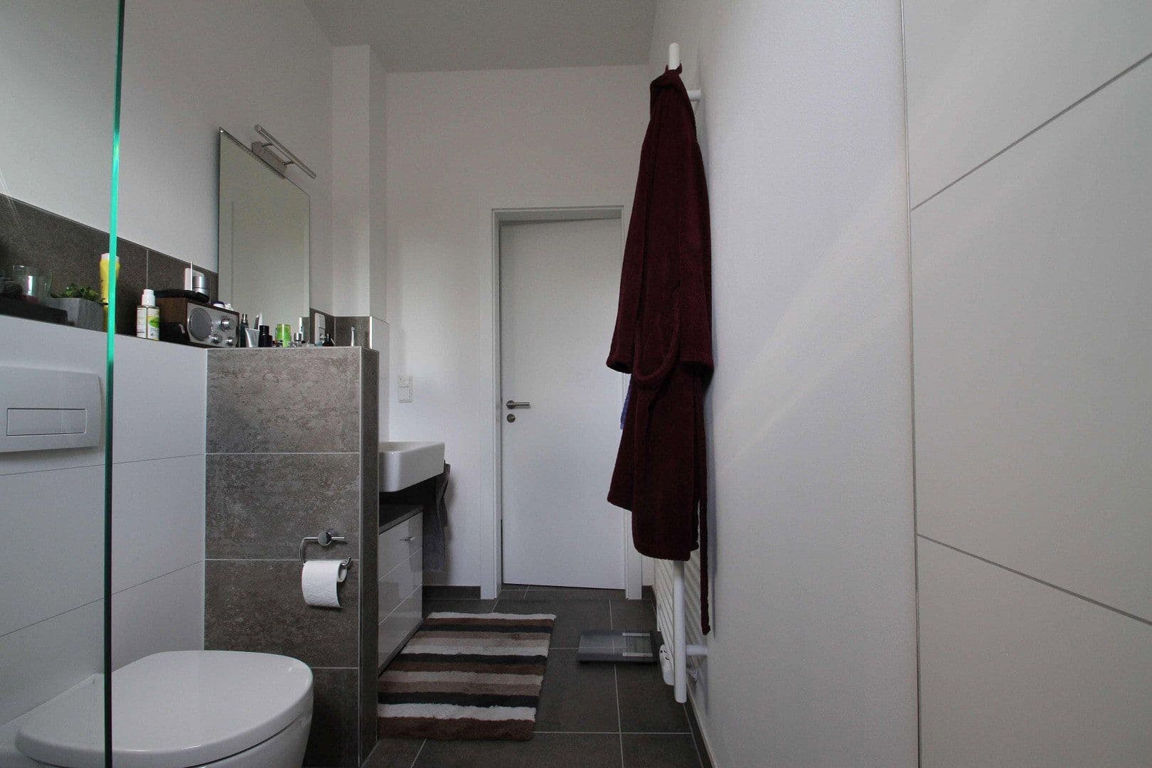Prodej bytu 3+1 92 m², Dornheckenstr. 34a, Bonn, Severní Porýní-Vestfálsko Prodej bytu 3+1 92 m², Dornheckenstr. 34a, Bonn, Severní Porýní-Vestfálsko