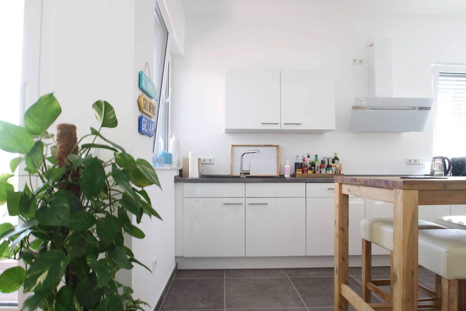 Prodej bytu 3+1 92 m², Dornheckenstr. 34a, Bonn, Severní Porýní-Vestfálsko Prodej bytu 3+1 92 m², Dornheckenstr. 34a, Bonn, Severní Porýní-Vestfálsko