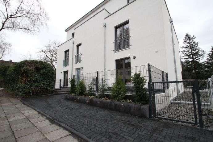 Prodej bytu 3+1 92 m², Dornheckenstr. 34a, Bonn, Severní Porýní-Vestfálsko Prodej bytu 3+1 92 m², Dornheckenstr. 34a, Bonn, Severní Porýní-Vestfálsko