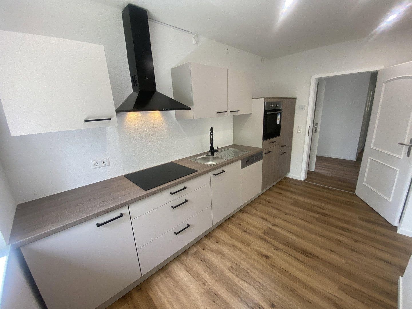 Pronájem domu 100 m², pozemek 780 m², Eichwalde, Braniborsko Pronájem domu 100 m², pozemek 780 m², Eichwalde, Braniborsko