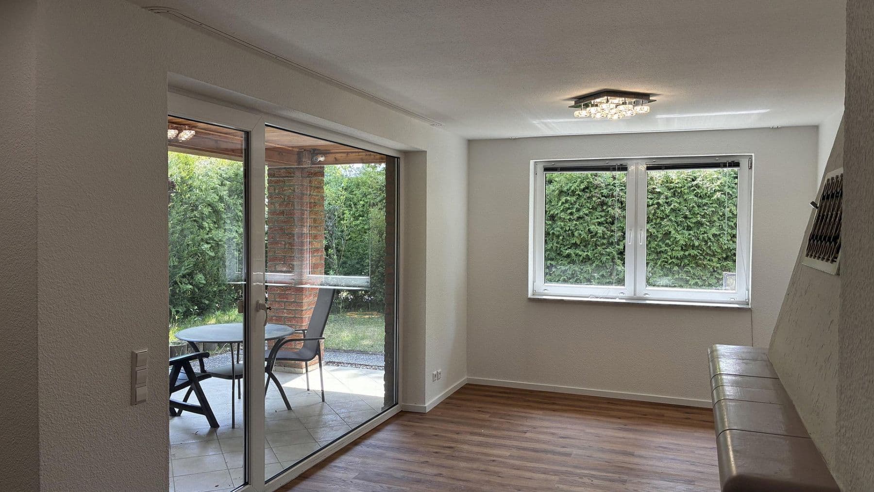 Pronájem domu 100 m², pozemek 780 m², Eichwalde, Braniborsko Pronájem domu 100 m², pozemek 780 m², Eichwalde, Braniborsko