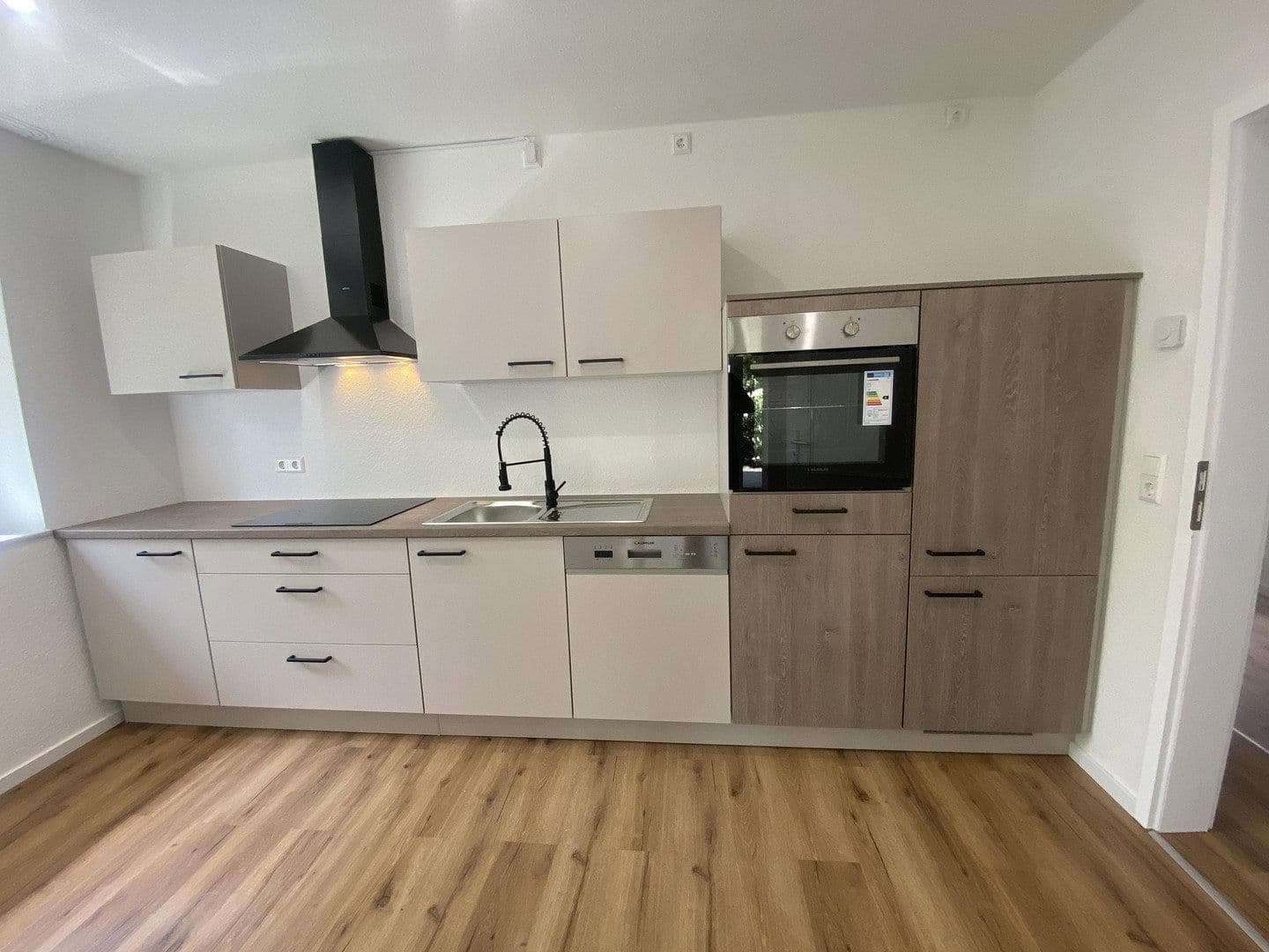 Pronájem domu 100 m², pozemek 780 m², Eichwalde, Braniborsko Pronájem domu 100 m², pozemek 780 m², Eichwalde, Braniborsko