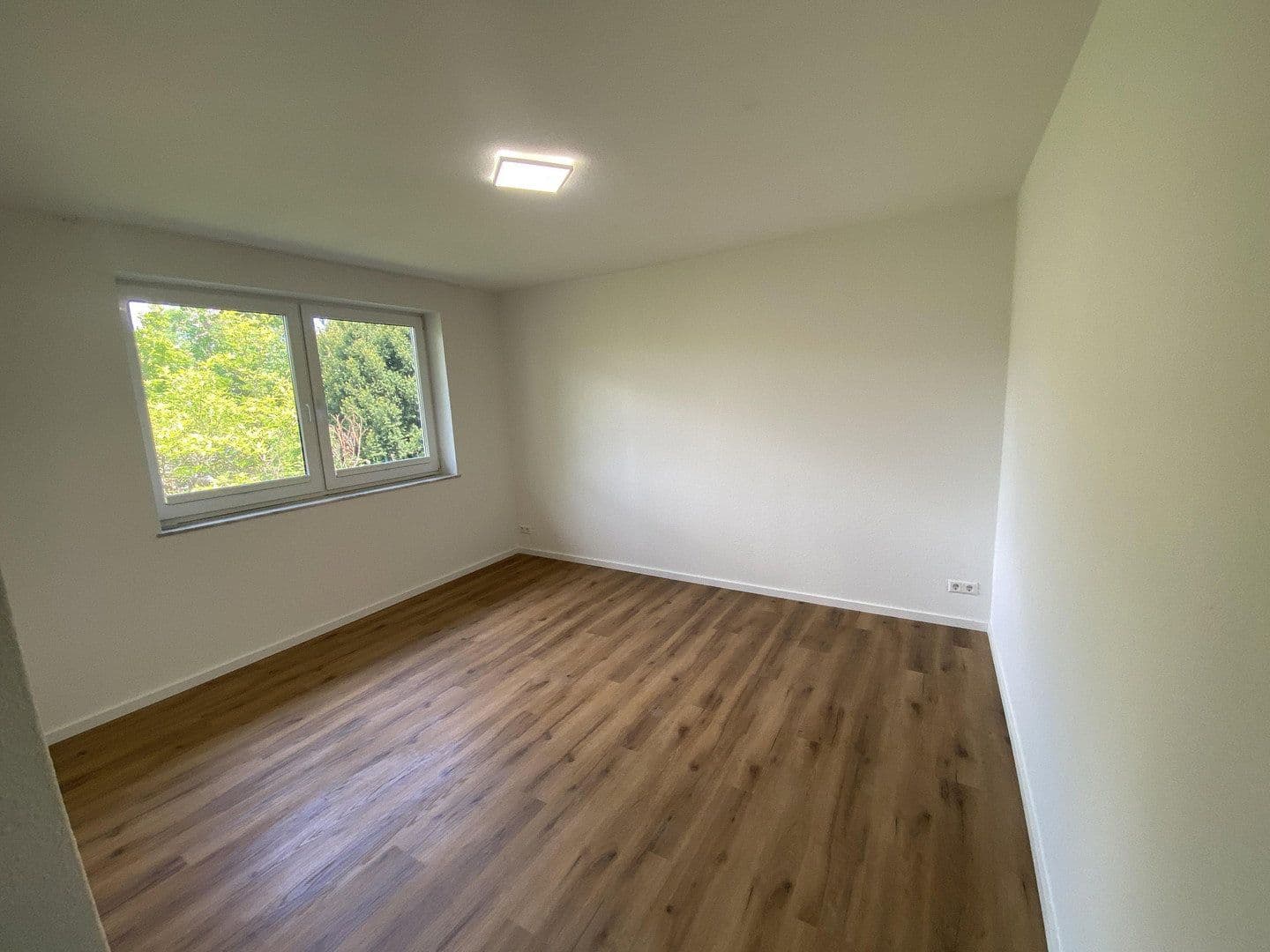 Pronájem domu 100 m², pozemek 780 m², Eichwalde, Braniborsko Pronájem domu 100 m², pozemek 780 m², Eichwalde, Braniborsko