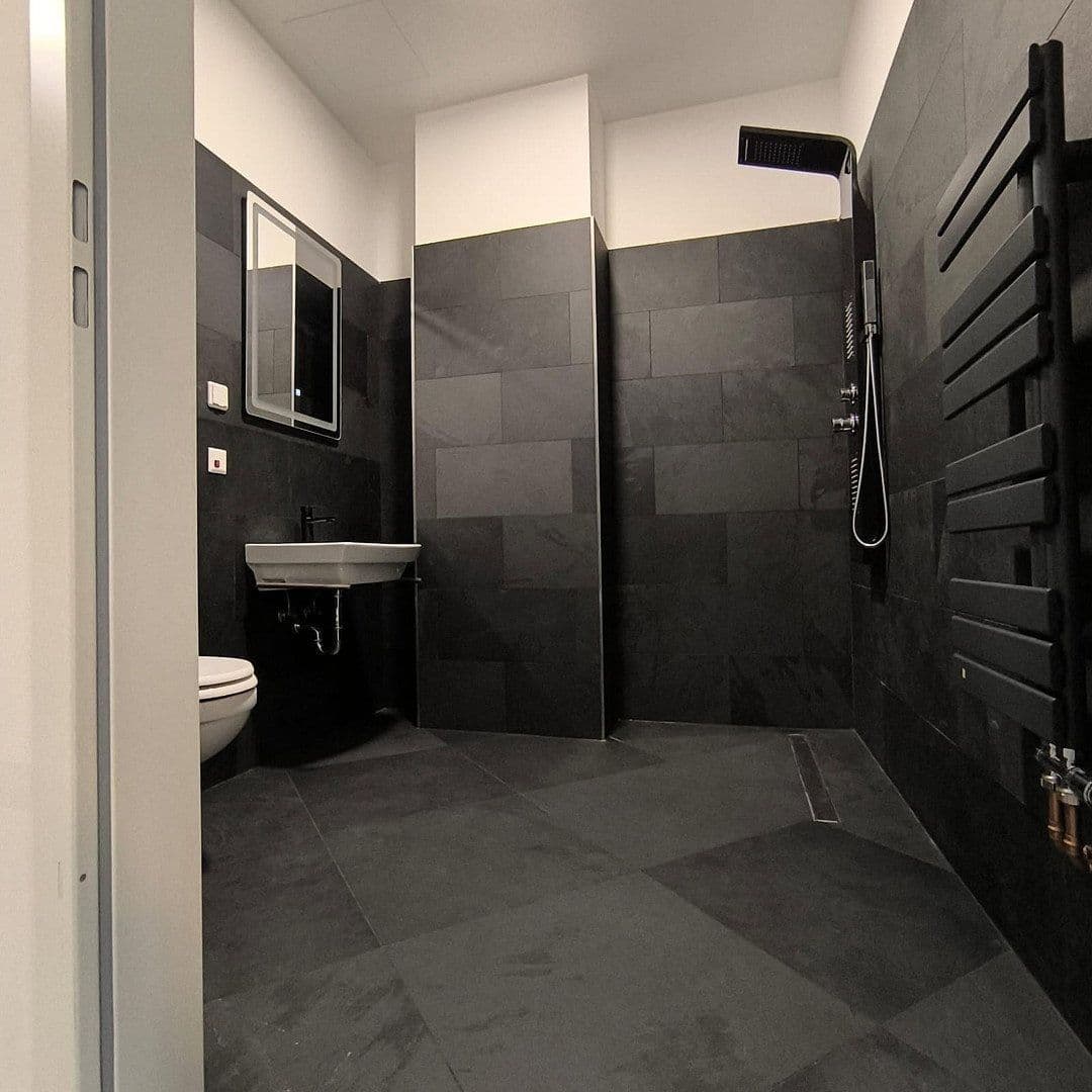 Prodej domu 7.193 m², pozemek 3.026 m², Landsberger Str 16, Halle, Sasko-Anhaltsko Prodej domu 7.193 m², pozemek 3.026 m², Landsberger Str 16, Halle, Sasko-Anhaltsko
