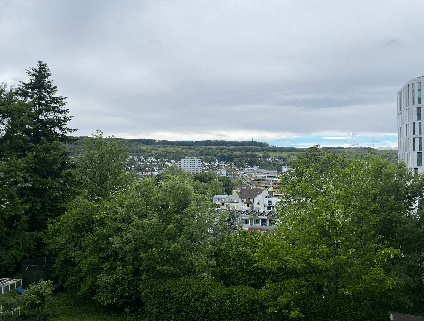 Pronájem bytu 2+1 55 m², Hünerbergweg 9a, Lörrach, Bádensko-Württembersko Pronájem bytu 2+1 55 m², Hünerbergweg 9a, Lörrach, Bádensko-Württembersko