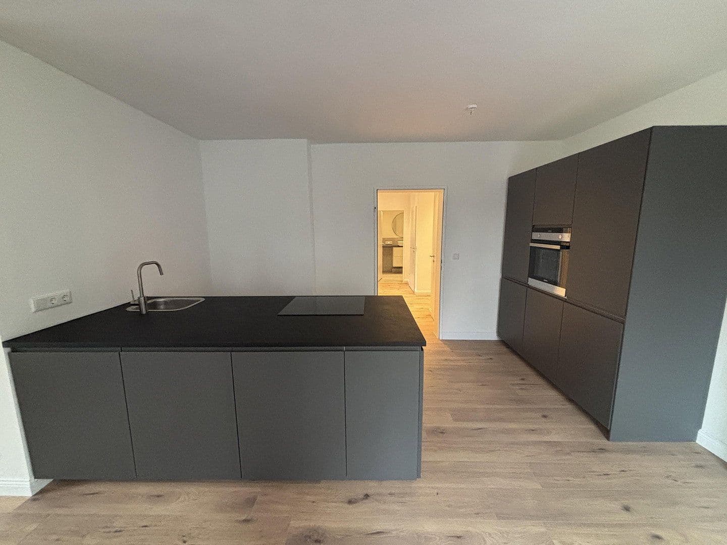 Prodej bytu 3+kk 77 m², Hamburg, Hamburg Prodej bytu 3+kk 77 m², Hamburg, Hamburg