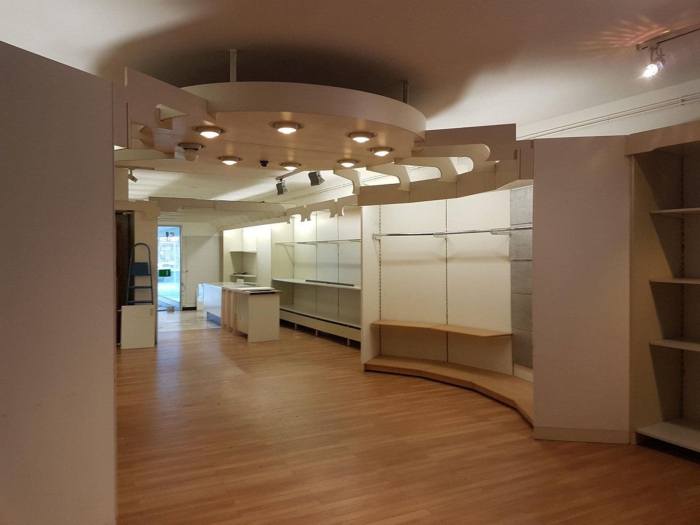 Pronájem nebytového prostoru 130 m², Northeim, Dolní Sasko Pronájem nebytového prostoru 130 m², Northeim, Dolní Sasko