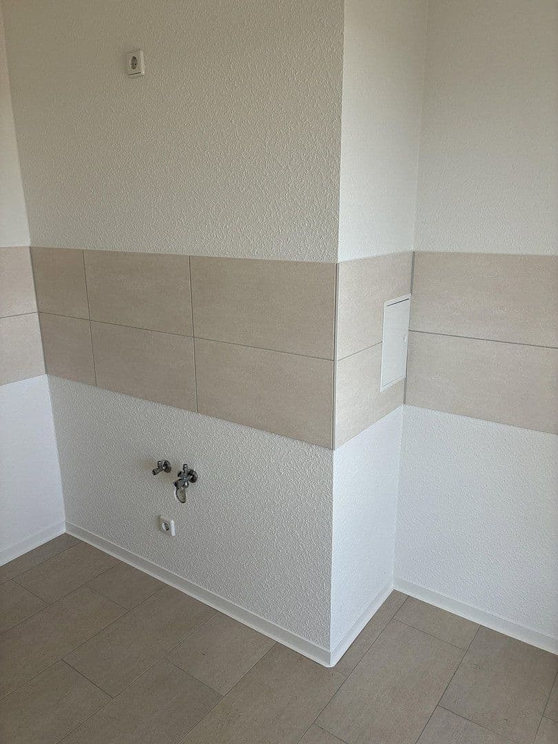 Pronájem bytu 2+1 51 m², Amalienstraße 124, Dessau-Roßlau, Sasko-Anhaltsko Pronájem bytu 2+1 51 m², Amalienstraße 124, Dessau-Roßlau, Sasko-Anhaltsko