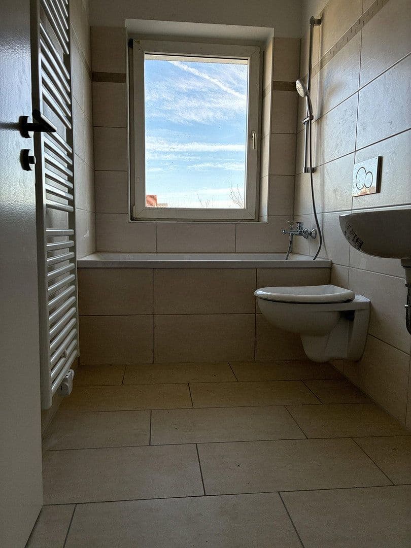 Pronájem bytu 2+1 51 m², Amalienstraße 124, Dessau-Roßlau, Sasko-Anhaltsko Pronájem bytu 2+1 51 m², Amalienstraße 124, Dessau-Roßlau, Sasko-Anhaltsko