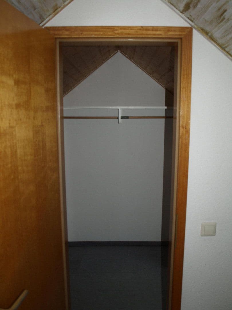 Pronájem bytu 3+kk 95 m², Weststr. 43, Chemnitz, Sasko Pronájem bytu 3+kk 95 m², Weststr. 43, Chemnitz, Sasko