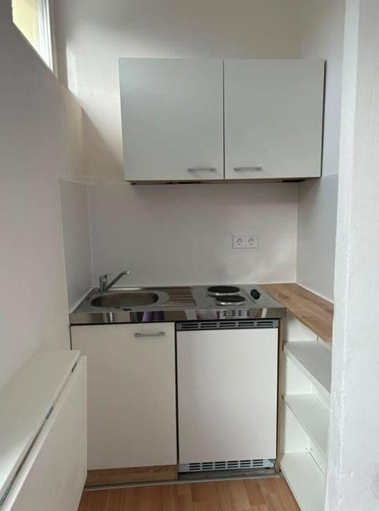 Pronájem bytu 1+1 22 m², Klagenfurter Str 3, München, Bavorsko Pronájem bytu 1+1 22 m², Klagenfurter Str 3, München, Bavorsko