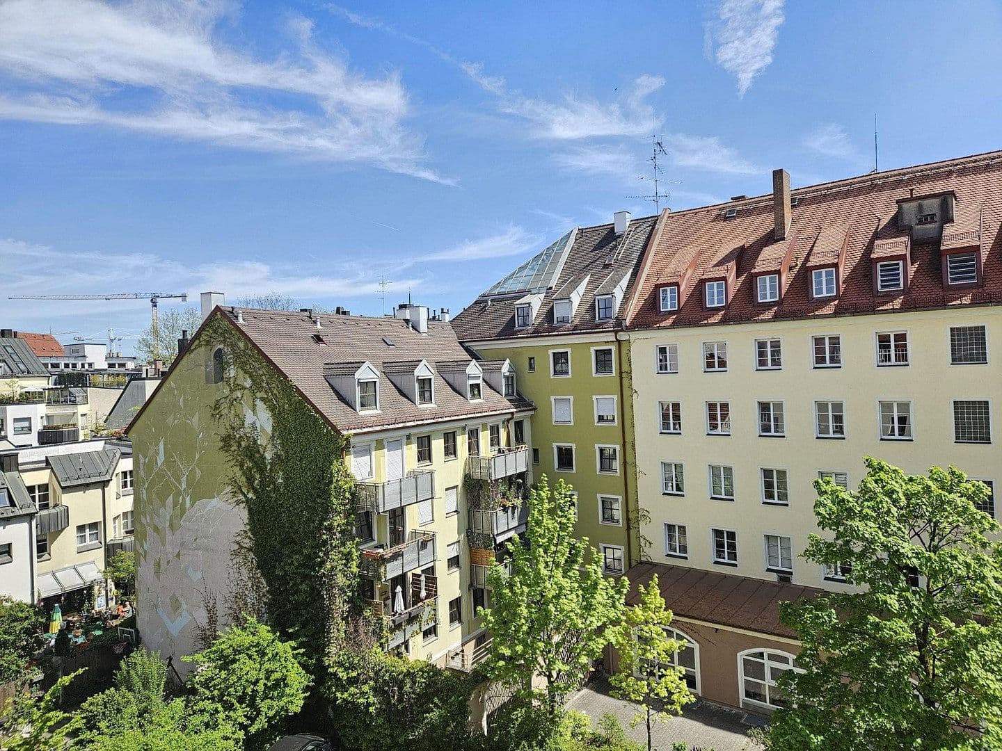 Pronájem bytu 3+1 92 m², Kreuzstraße 11, München, Bavorsko Pronájem bytu 3+1 92 m², Kreuzstraße 11, München, Bavorsko