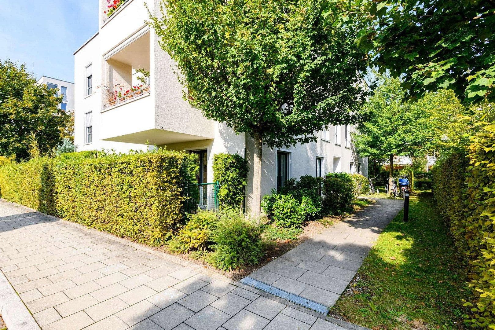 Prodej bytu 3+1 73 m², Centa Herker Bogen 3, München, Bavorsko Prodej bytu 3+1 73 m², Centa Herker Bogen 3, München, Bavorsko