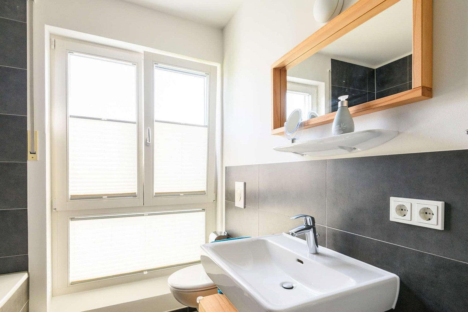 Prodej bytu 3+1 73 m², Centa Herker Bogen 3, München, Bavorsko Prodej bytu 3+1 73 m², Centa Herker Bogen 3, München, Bavorsko