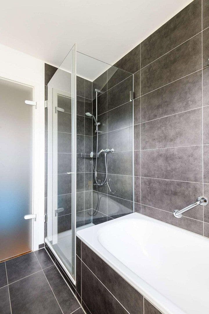 Prodej bytu 3+1 73 m², Centa Herker Bogen 3, München, Bavorsko Prodej bytu 3+1 73 m², Centa Herker Bogen 3, München, Bavorsko