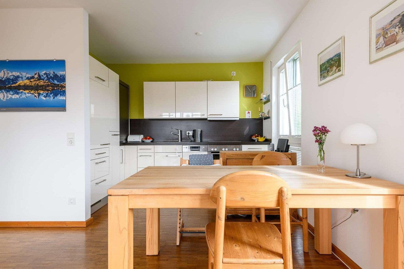 Prodej bytu 3+1 73 m², Centa Herker Bogen 3, München, Bavorsko Prodej bytu 3+1 73 m², Centa Herker Bogen 3, München, Bavorsko