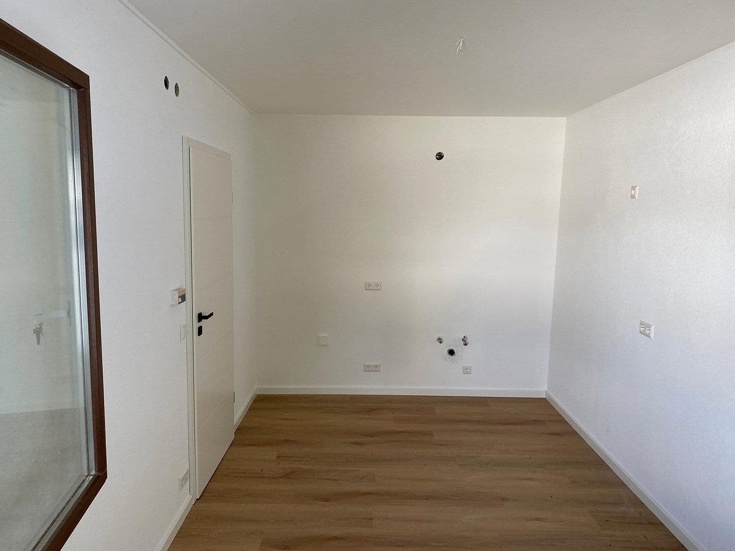 Prodej bytu 3+1 104 m², Am Mühlwäldle 8, Baden-Baden Haueneberstein, Bádensko-Württembersko Prodej bytu 3+1 104 m², Am Mühlwäldle 8, Baden-Baden Haueneberstein, Bádensko-Württembersko