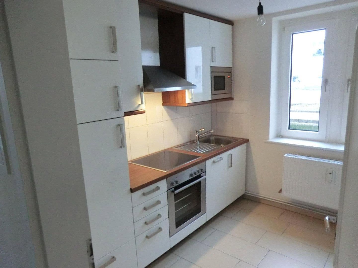 Pronájem bytu 2+1 47 m², Sadowastr. 2, Lübeck, Šlesvicko-Holštýnsko Pronájem bytu 2+1 47 m², Sadowastr. 2, Lübeck, Šlesvicko-Holštýnsko