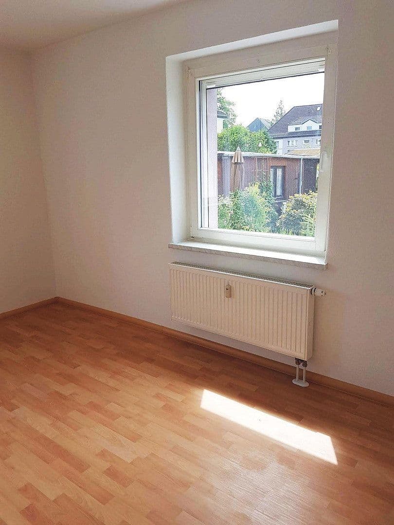 Pronájem bytu 2+1 53 m², Abteisstraße 24, Oberlungwitz, Sasko Pronájem bytu 2+1 53 m², Abteisstraße 24, Oberlungwitz, Sasko