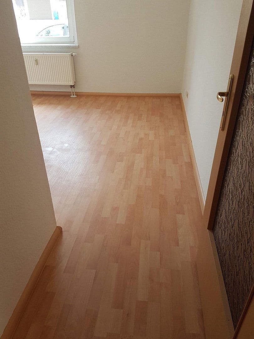 Pronájem bytu 2+1 53 m², Abteisstraße 24, Oberlungwitz, Sasko Pronájem bytu 2+1 53 m², Abteisstraße 24, Oberlungwitz, Sasko