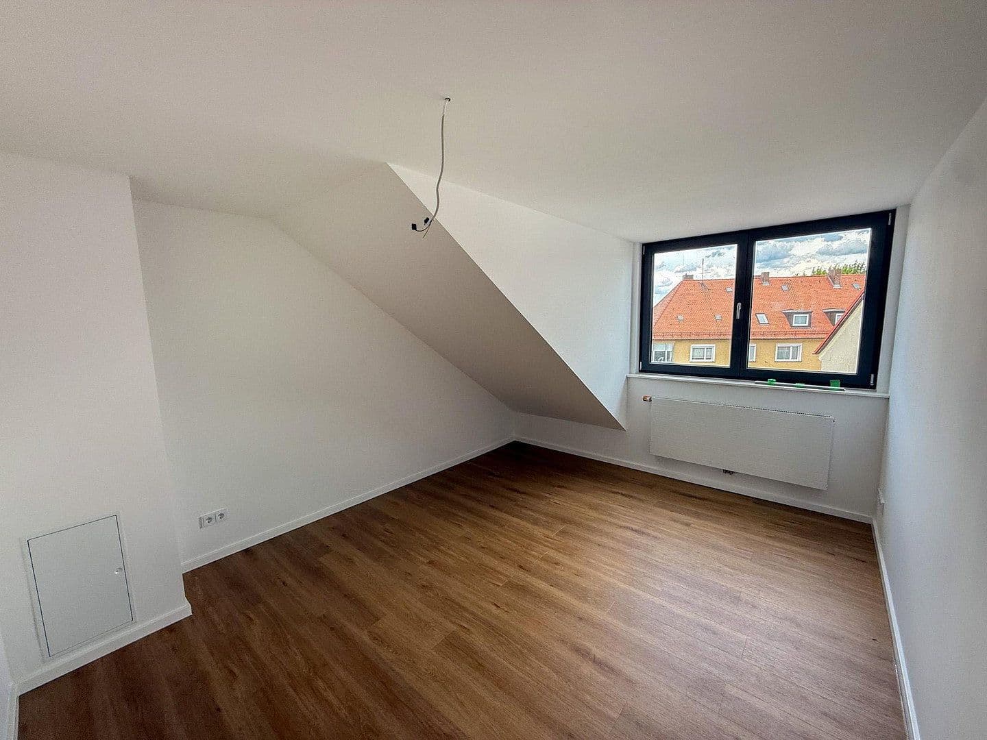 Pronájem bytu 4+1 121 m², Stuckstrasse 5, Nürnberg, Bavorsko Pronájem bytu 4+1 121 m², Stuckstrasse 5, Nürnberg, Bavorsko