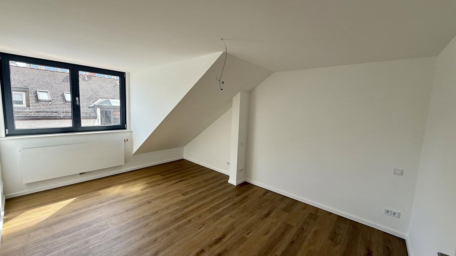 Pronájem bytu 4+1 121 m², Stuckstrasse 5, Nürnberg, Bavorsko Pronájem bytu 4+1 121 m², Stuckstrasse 5, Nürnberg, Bavorsko