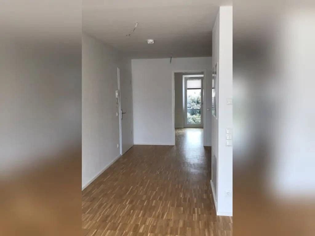 Pronájem bytu 3+1 74 m², Köln, Severní Porýní-Vestfálsko Pronájem bytu 3+1 74 m², Köln, Severní Porýní-Vestfálsko